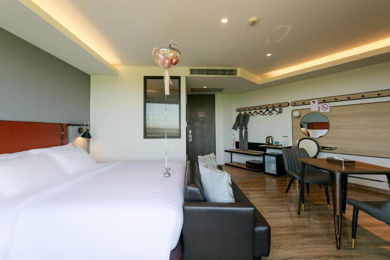 Hotel Scarlett Ban ba Ngan Exterior photo